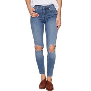 Free people skinny jeans with ripped knees